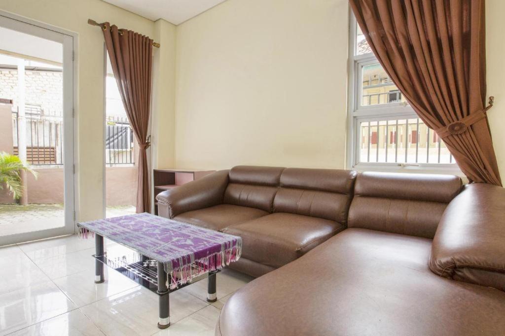 Reddoorz Syariah Near Transmart Mall Palembang Zewnętrze zdjęcie