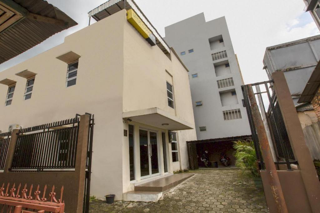 Reddoorz Syariah Near Transmart Mall Palembang Zewnętrze zdjęcie